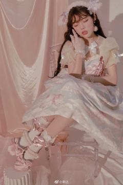 芭蕾课-资料图