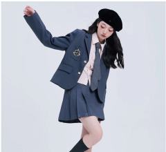 两粒扣西服-资料图