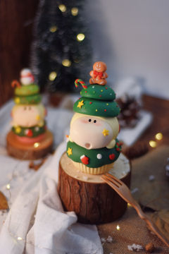 圣诞树马芬杯蛋糕-资料图