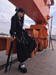 花语回声  伊莎贝拉  连衣裙-资料图