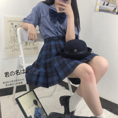 水手领衬衫-资料图