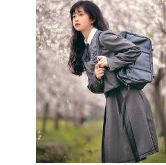 昭和女子·套装-资料图