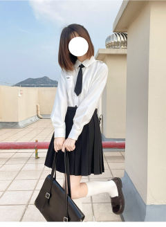 霄风·衬衫-资料图