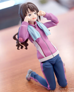 figma#EX-028 岛村卯月 运动服ver.-资料图