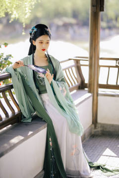 灵仙花·大袖-资料图