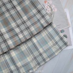 山野雾灯-资料图