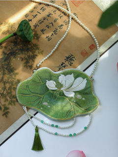 荷花包-资料图
