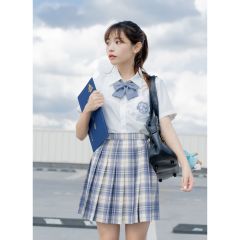 玻璃少女-资料图
