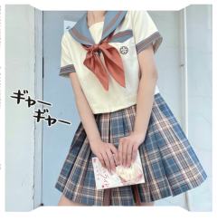 花阳中·水手服-资料图