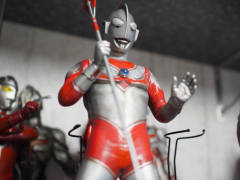 CCP 1/6 Tokusatsu Series 归来的奥特曼 超长枪 ver.-资料图