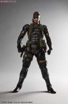 裸蛇 Sneaking Suits-资料图
