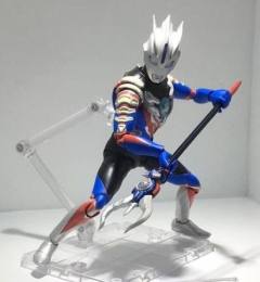 SHF 欧布奥特曼 疾风形态