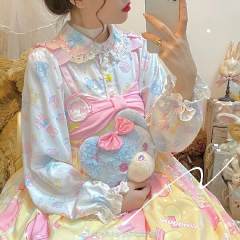 玩偶派对衬衫-资料图