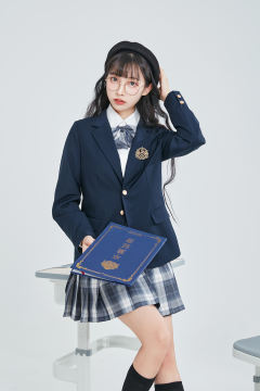 玫瑰礼赞·西服-资料图