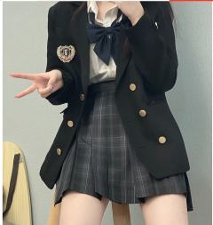 星屿高·西服-资料图