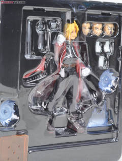 Revoltech 爱德华·艾尔利克 -资料图