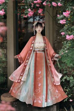 兔儿飞-资料图