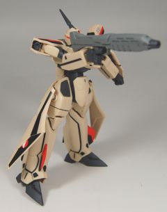 YF-19 勇 戴逊-资料图
