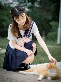 哈啰出行联名款水手服-资料图