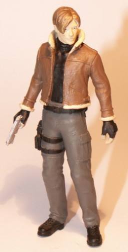 Biohazard 4 Collection Figure 1 里昂·斯科特·肯尼迪