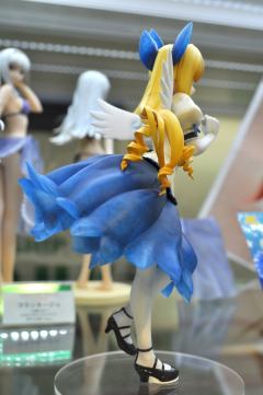 蕾蒂娅·阿道夫 Ultimate Idol-资料图
