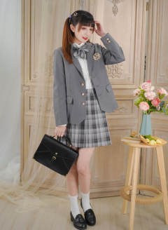 玫瑰礼赞·西服-资料图