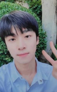 【We！6.18】限定小卡ver.B