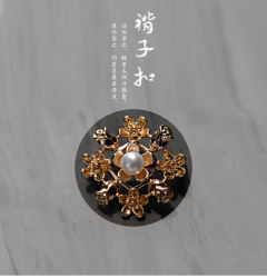 小鸟褙子·胸针-资料图