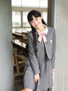 灰樱女子·套装-资料图