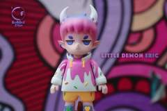 冰淇淋（香草蓝莓）-资料图