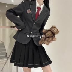 都岩中·韩式制服-资料图