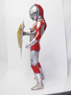 CCP 1/6 Tokusatsu Series 归来的奥特曼 奥特之盾 ver.-资料图