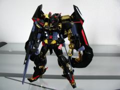 1/100 高达SEED DESTINY模型 MBF-P01-Re2 异端高达金色机 天 蜜纳 天 蜜纳-资料图