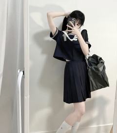 秋枼中·水手服-资料图
