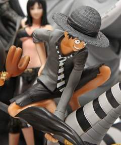 Desktop Real McCoy 蒙奇·D·路飞 妮可·罗宾 托尼托尼·乔巴 Mastermind ver.-资料图