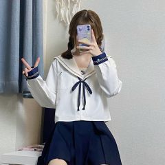月吋中·水手服-资料图