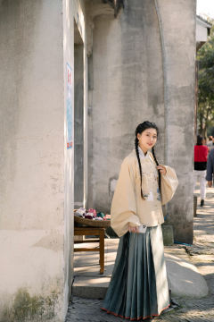 清客狸奴·补服-资料图