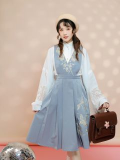 蜓蜓玉立-资料图