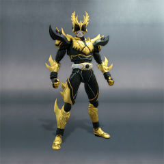 SHF 假面骑士 Kuuga Rising Ultimate Form Black Eyes ver.-资料图