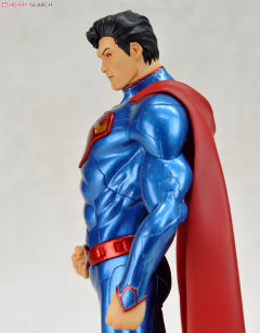 DC Comics New 52 ARTFX+ 超人-资料图