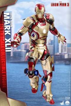 1:4比例珍藏人偶 钢铁侠MARK 42-资料图