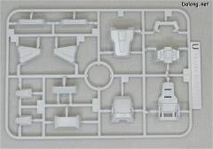PG MBF-P02 红色异端高达-资料图