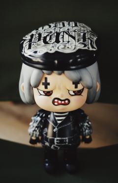异响镇DEDE-Punk-资料图