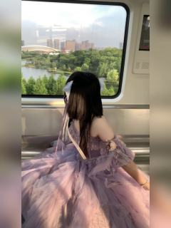 藤萝物语-资料图