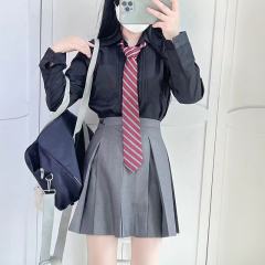 风琴褶衬衫-资料图