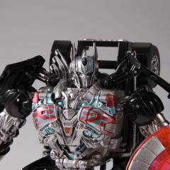Leader Class Transformers Movie Advanced Series 擎天柱-资料图