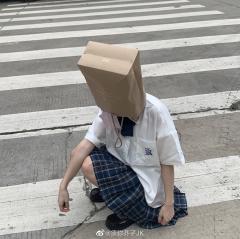 平平无奇·衬衫-资料图