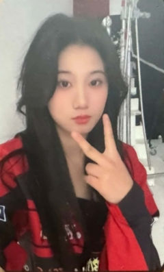 夏奕欣 八周年纪念小卡 ver.A