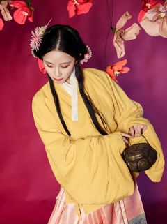 纯色双层日常琵琶袖-资料图