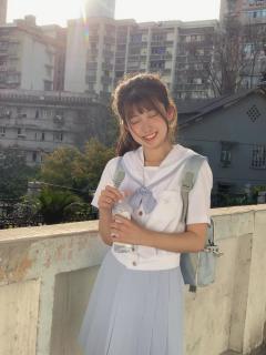 小汀兰-资料图